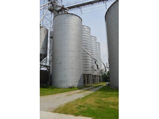 Property photo 2 - Grain Location Real Estate Auction - Russia, Ohio